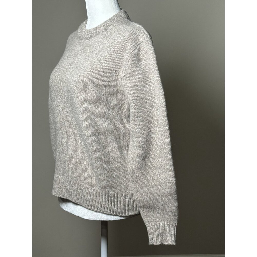 LL Bean L Womens S 100% Lambswool Beige Sweater pullover Crewneck Classic Cozy - Picture 4 of 9